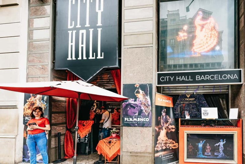 Barcelona: Flamenco Show at the Theater - Watching the main flamenco moments (and what to look for)