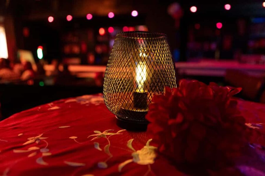 Barcelona: Flamenco Show with Drink Option at La Rambla - Audience rules that affect your comfort: silence, kids, and photos