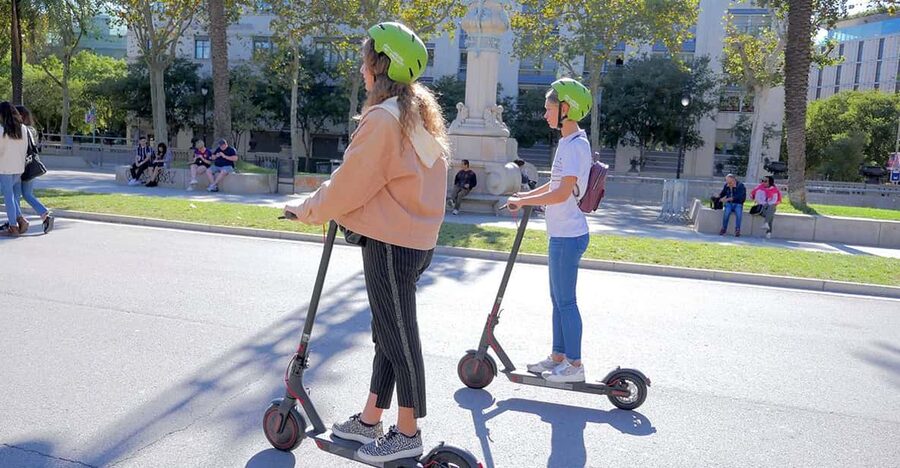 Barcelona: Gaudi Highlights Guided Tour by Electric Scooter - Gothic Quarter to Port Vell, the quick hits of old Barcelona