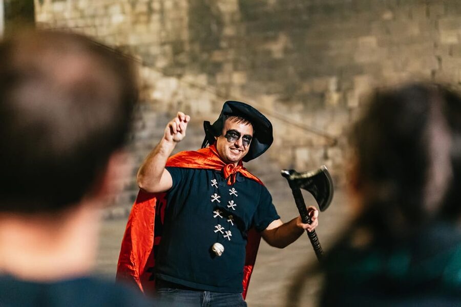 Barcelona: Gothic Quarter Ghosts and Legends Walking Tour - Start at Traveller’s Nest Bar, Then Head Into the Old Streets