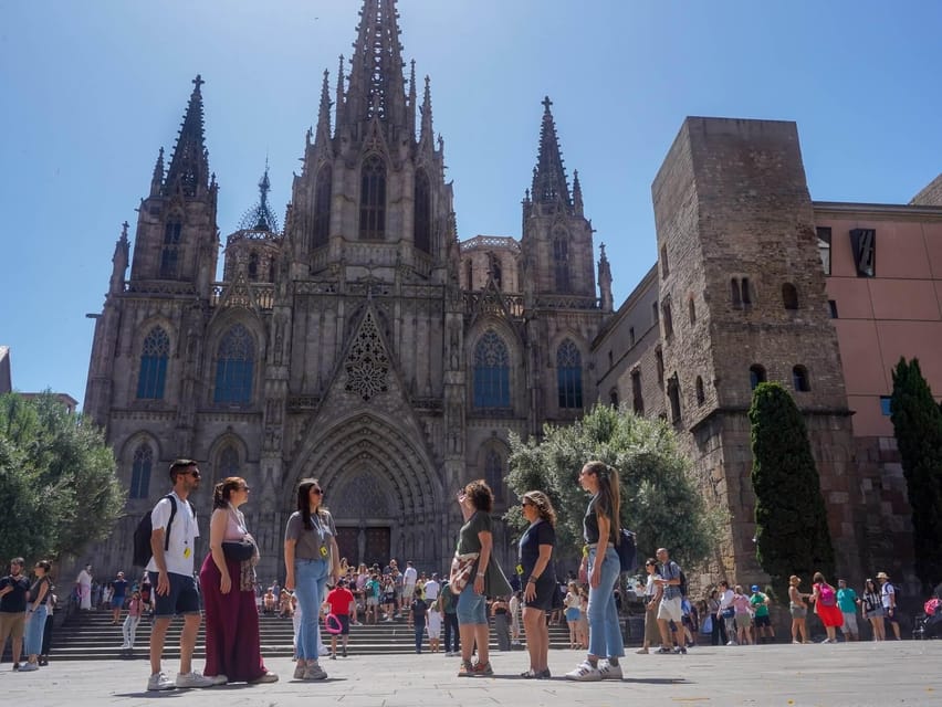 Barcelona: Gothic Quarter Walking Tour w/ Montjuïc Cable Car - Barcelona Cathedral Ending: Highlights With Cathedral vs Highlights Only