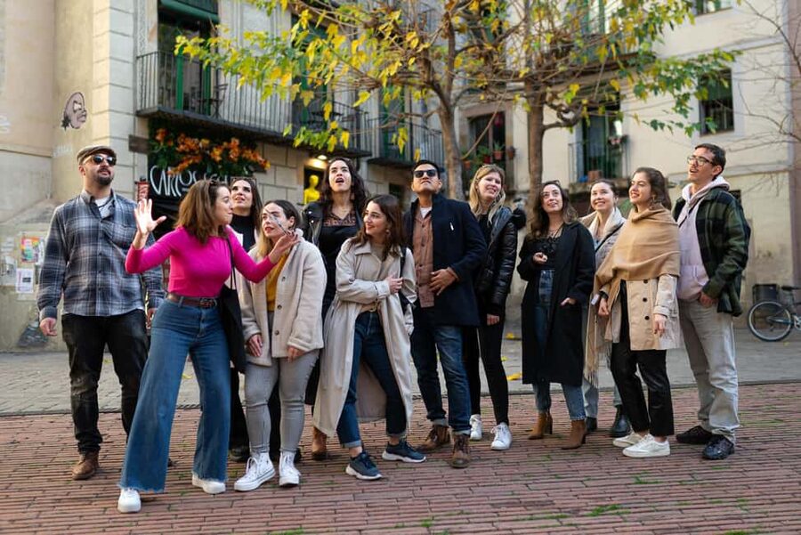 Barcelona: Gothic Quarter Walking Tour with 10+ Attractions - Els Quatre Gats: Art, Ideas, And A Place With Personality