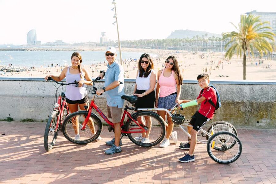 Barcelona: Guided Highlights Bike or eBike Tour (3 Hours) - The beach stop and Catalonia’s independence movement, why it’s more than scenery