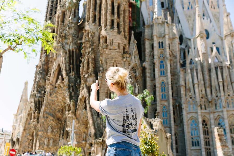 Barcelona: Guided Highlights Bike or eBike Tour (3 Hours) - What you get for $28, and how to judge the value fast