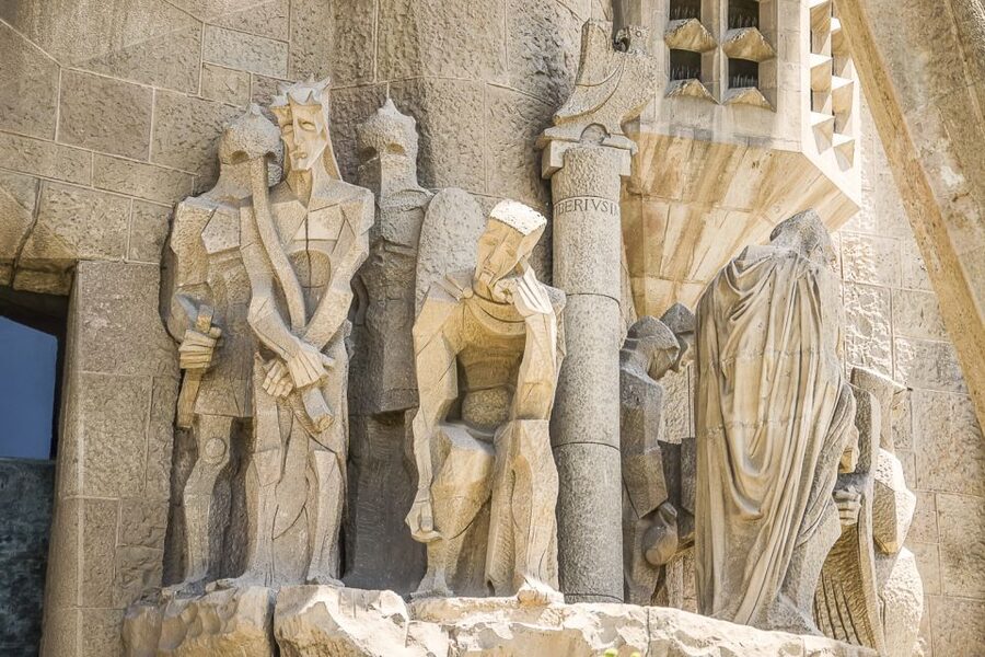 Barcelona: Guided Tour of Sagrada Familia - Key things to know before you go