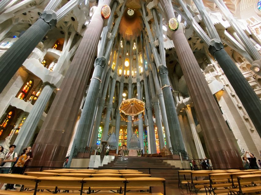 Barcelona: Guided Tour of Sagrada Familia - Should you book this Sagrada Família guided tour?
