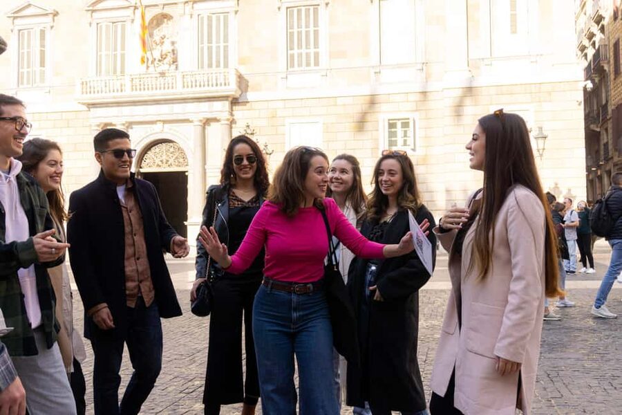Barcelona: Hidden Gems Walking Tour Including 10+ Sights - Should you book this Barcelona hidden corners-style walking tour?