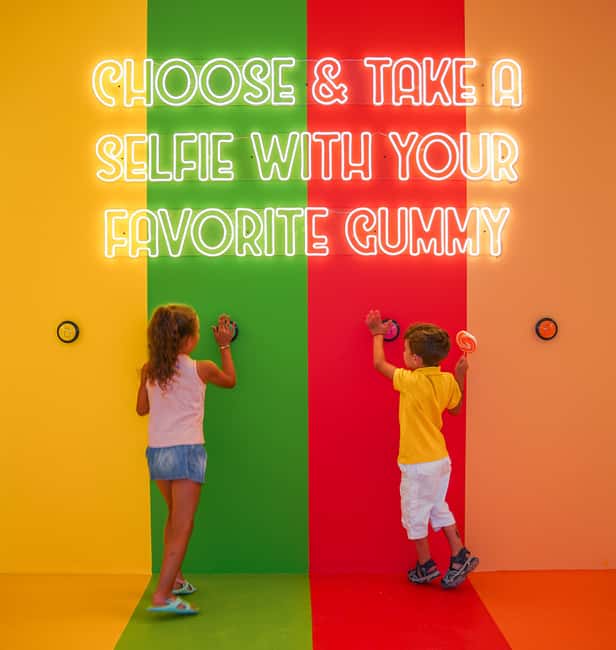 Barcelona: House of Candy Ticket Entrance - Licorice Pool, Gummy Bears, and the Photo-Friendly Candy Studio