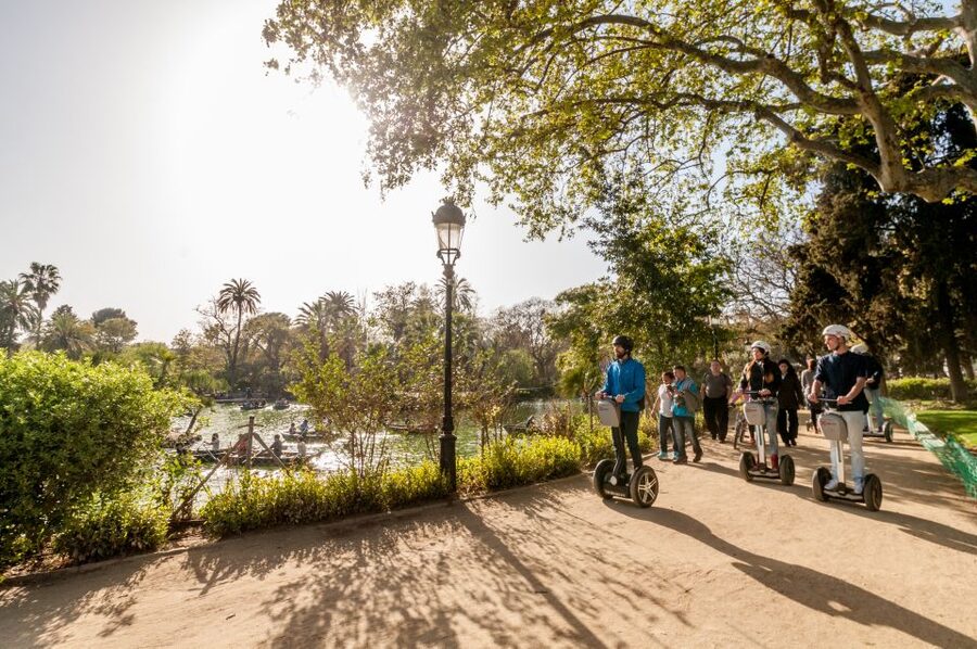 Barcelona Insiders Segway Tour 1.5h - Quick hits before you glide