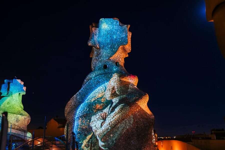 Barcelona: La Pedrera Night Experience - Stairs and comfort: the one thing to plan around