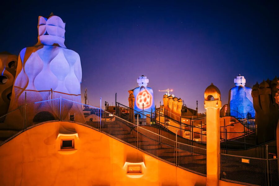 Barcelona: La Pedrera Night Experience - The badalots stairwells: where the show starts moving