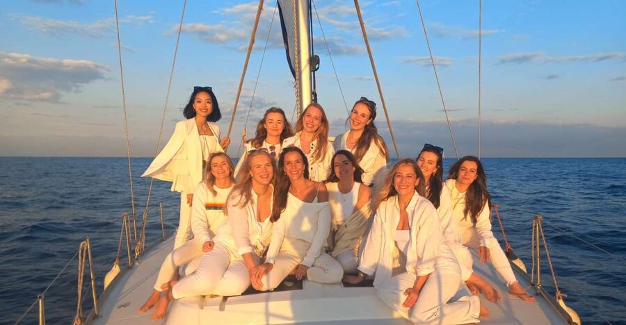 Barcelona: Luxury Private Yacht Daytime Cruise - Getting to Moll de la Marina: Port Olimpic and the Amaris Check-In