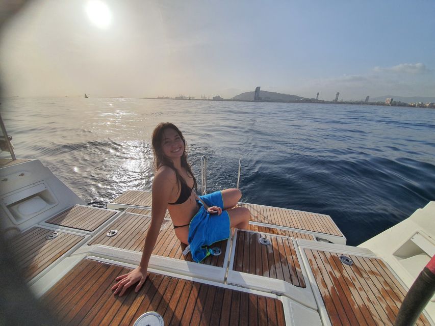 Barcelona: Luxury Private Yacht Daytime Cruise - Price at $353 for Up to 11: When This Private Yacht Day Is Great Value