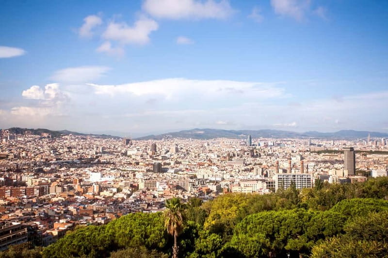 Barcelona: Montjuïc Cable Car Roundtrip Ticket - Quick hits before you go