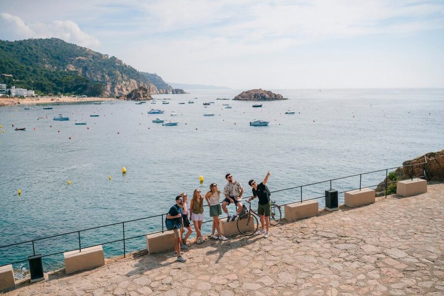 Barcelona: Montserrat, Girona & Costa Brava Guided Day Trip - Montserrat Monastery: the mountain that explains Catalonia