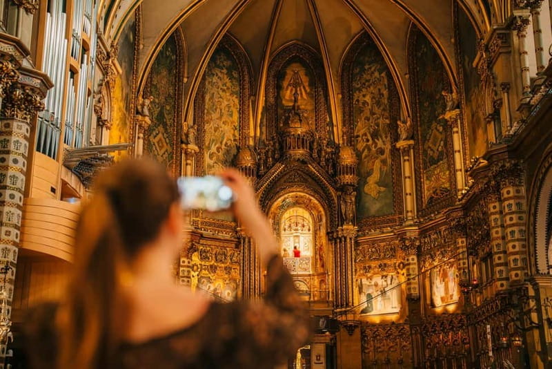 Barcelona: Montserrat Monastery and Natural Park Day Trip - Montserrat Monastery: What You See, Why It Matters, and What to Watch For