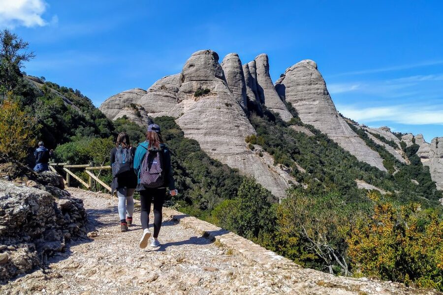 Barcelona: Montserrat Monastery & Hiking Off the Beaten Path - The off-the-beaten-path hike: viewpoints, rock formations, and 360-degree payoff