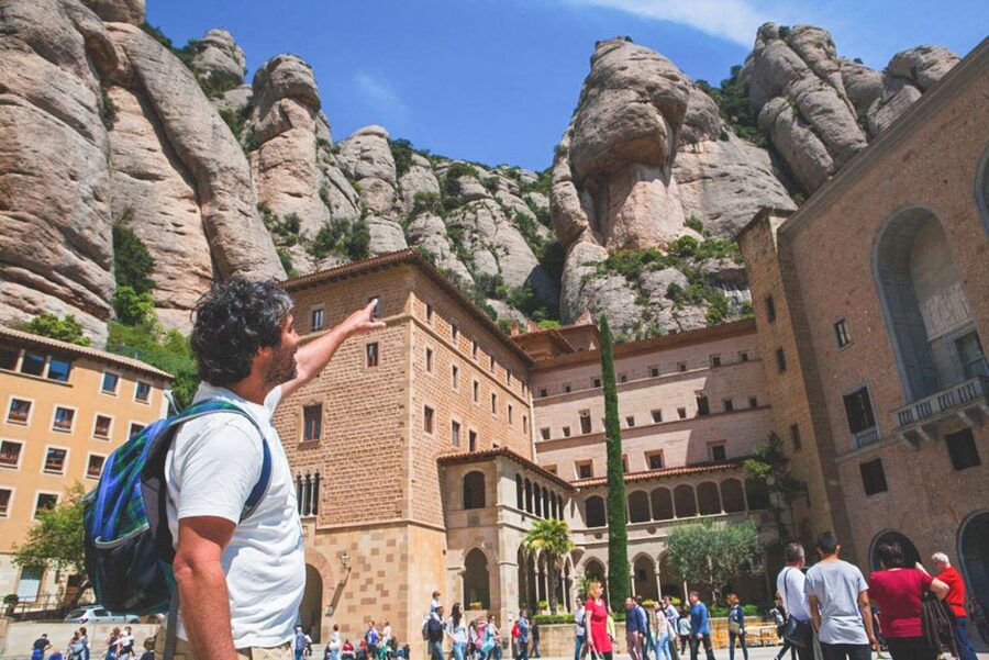 Barcelona: Montserrat Private Trip with Monastery Ticket - Basilica and La Moreneta: The Black Madonna Moment with Tickets Included