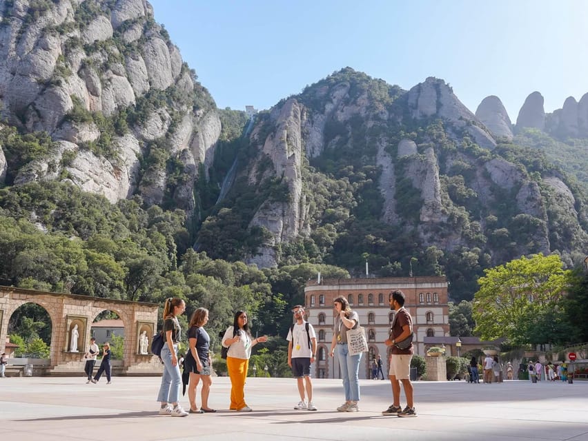 Barcelona: Montserrat Tour with Cog-Wheel & Black Madonna - The Royal Basilica tour: what your guide unlocks