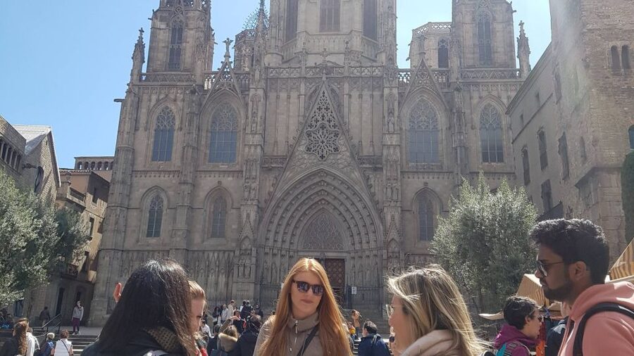 Barcelona: Old Town and Gothic Quarter Walking Tour - How Much Value You Get for $21