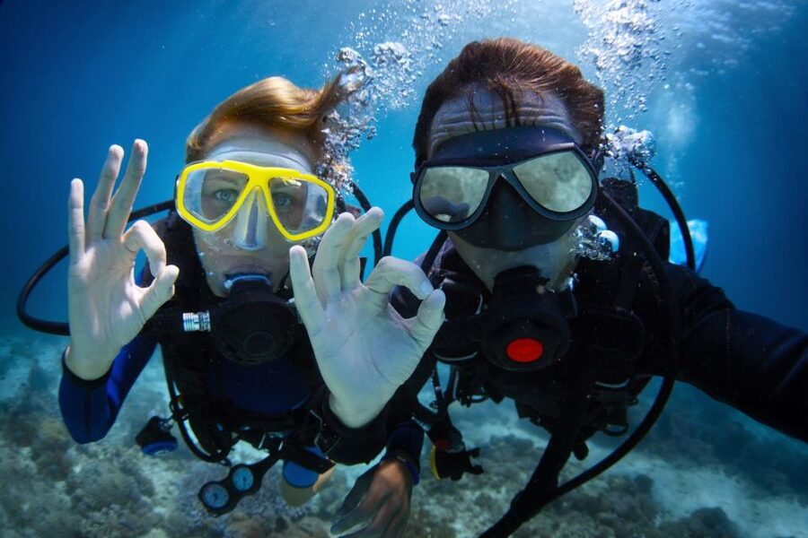 Barcelona: PADI Discover Scuba Diving - Gear fitting: wetsuit and boots, plus comfort checks