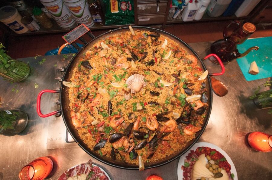 Barcelona: Paella Cooking Experience & Boqueria Market Tour - The Mercat de la Boqueria walk with a chef
