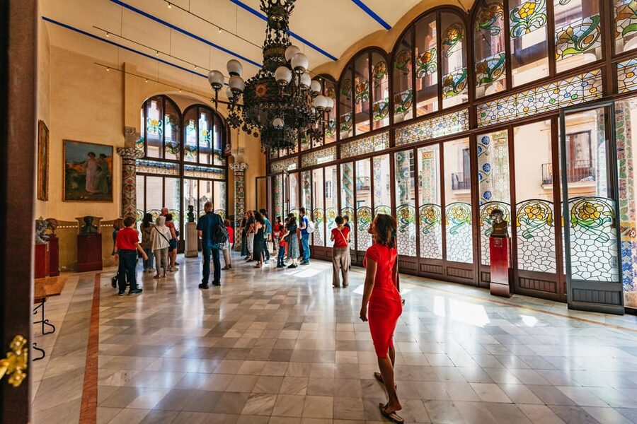 Barcelona: Palau de la Música Guided Tour - Organ finale, and when music sneaks in during your visit
