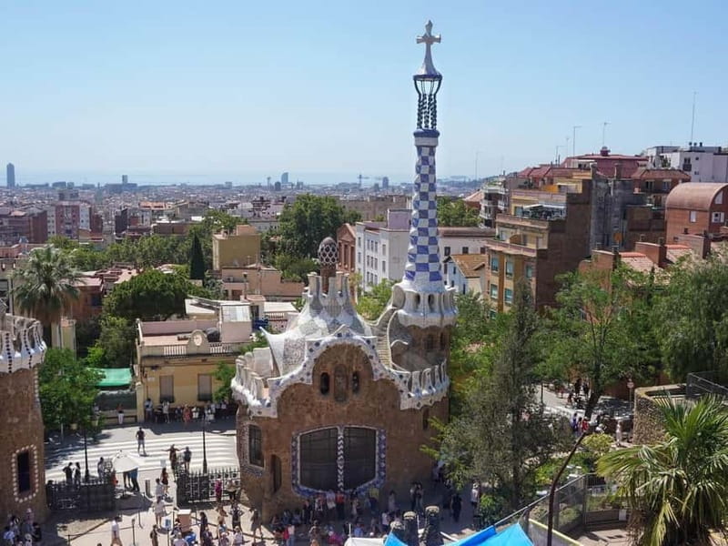 Barcelona: Park Guell Guided Tour with Skip-the-Line Entry - Gaudí details you will actually spot after the guide explains them