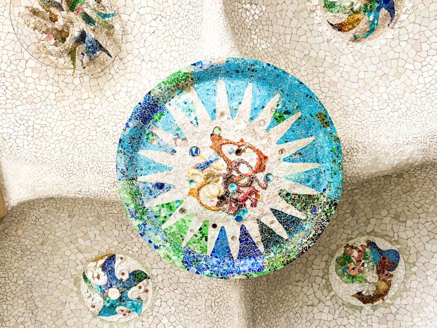 Barcelona: Park Güell & La Sagrada Familia Tickets and Tour - Why this Gaudí combo tour is a smart use of your time