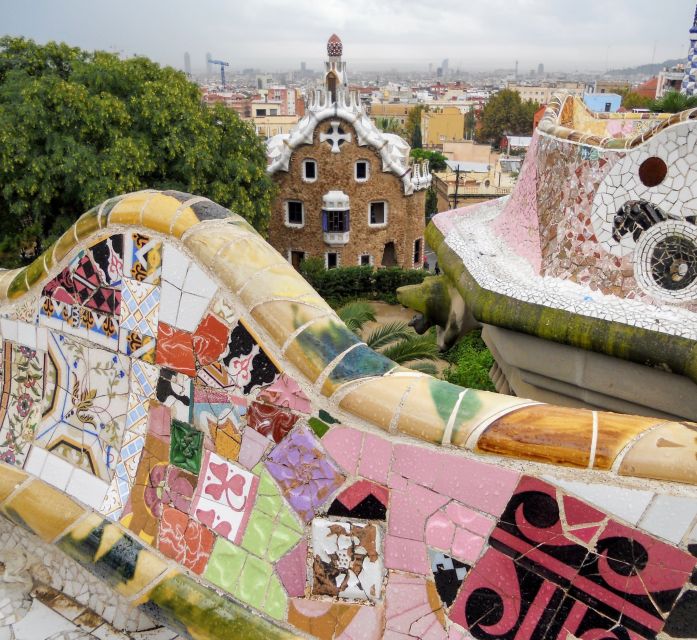 Barcelona: Park Güell & Sagrada Familia Guided Tour - Starting at Kurz&Gut: where your Sagrada Familia visit really begins