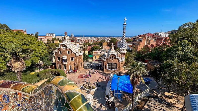 Barcelona: Park Güell Small Group Tour + Skip the Line - Park Güell with timed entry, and why the pace matters