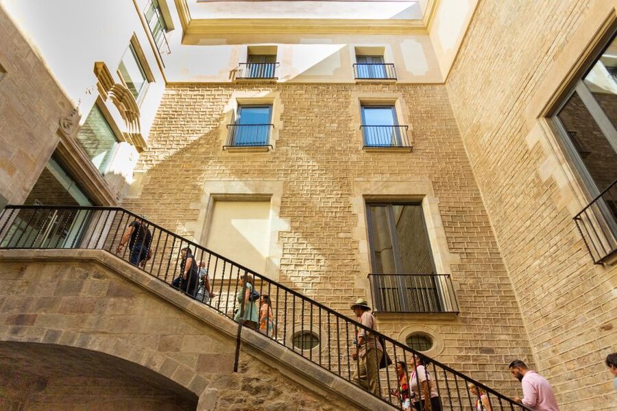 Barcelona: Picasso Museum Skip-the-Line Guided Tour - Should you book the Barcelona Picasso Museum skip-the-line guided tour?