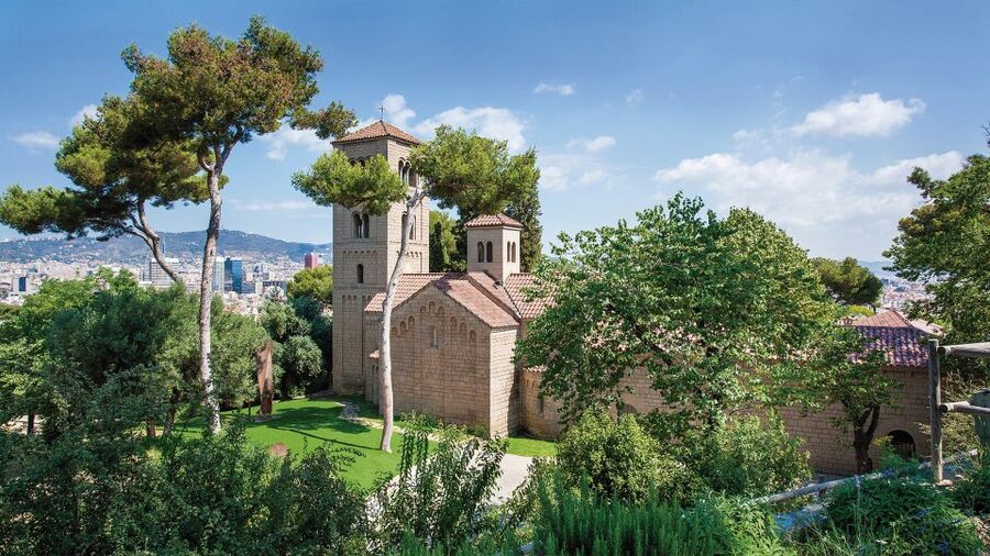 Barcelona: Poble Espanyol Entry Ticket - Fran Daurel Museum, contemporary art inside the architecture setting