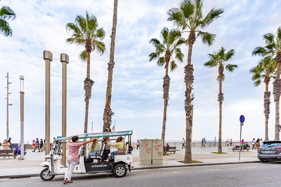 Barcelona: Private City Tour by Eco Tuk Tuk - Key takeaways before you book
