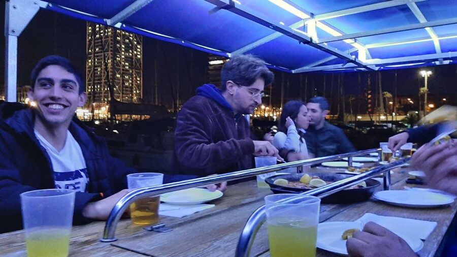 Barcelona: Private Evening Cruise with Dinner and Drinks - Key highlights worth knowing before you book