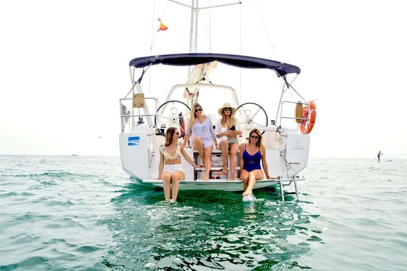 Barcelona: Private Sailing Trip with Drinks & Snacks (max 9) - Golden Fish and the Twin Towers: Your First Minutes on the Water