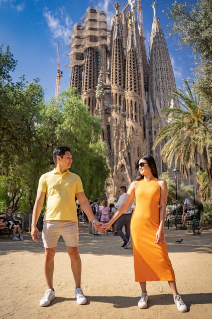 Barcelona: Professional Photoshoot Outside Sagrada Familia - The 30 to 45 Minute Plan: A Private Session That Moves Fast