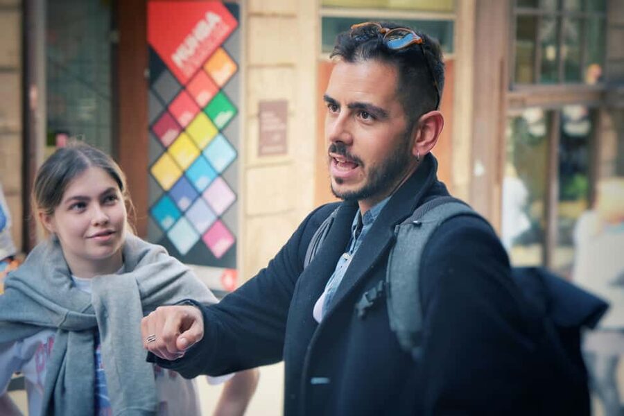 Barcelona: Ramblas, Old Town & Gaudí Houses Walking Tour - Should You Book This Walking Tour?