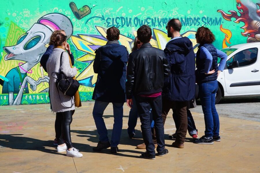 Barcelona: Raval Street Art and Graffiti Walking Tour - Meeting Point at Jardins Talia, Avenida Paralel