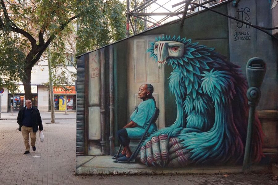 Barcelona: Raval Street Art and Graffiti Walking Tour - Walking the Walls: Murals, Graffiti, and the Neighborhood Mood