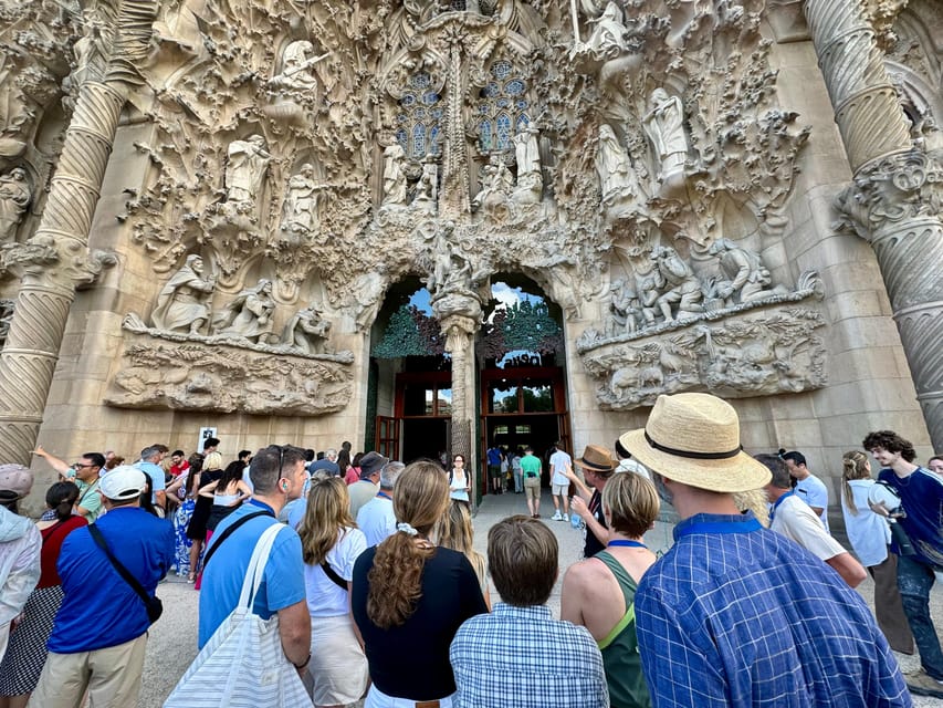 Barcelona: Sagrada Familia Entry Ticket and Guided Tour - Passion Facade Contrast: A Big Shift from Joy to Redemption