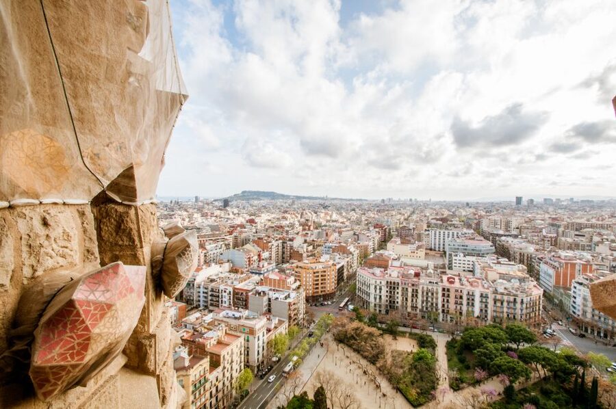 Barcelona: Sagrada Familia Guided Tour with Tower Access - The Not-So-Fun Reality: Stairs Down and Limited Access