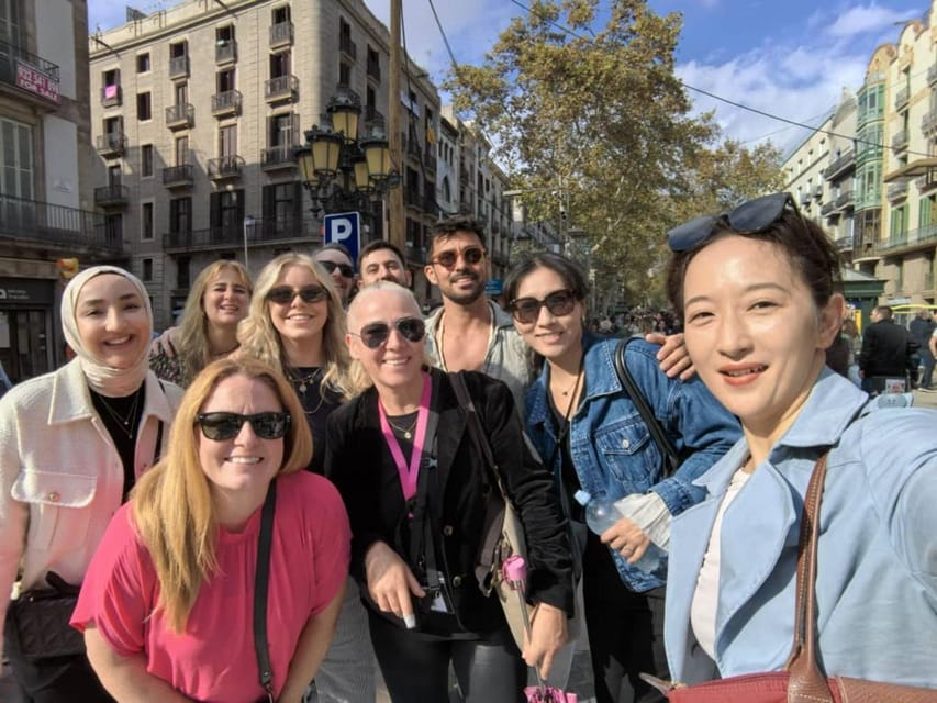 Barcelona & Sagrada Familia Half-Day Tour with Hotel Pickup - Morning or Afternoon Pickup: How You Avoid Wasted Time