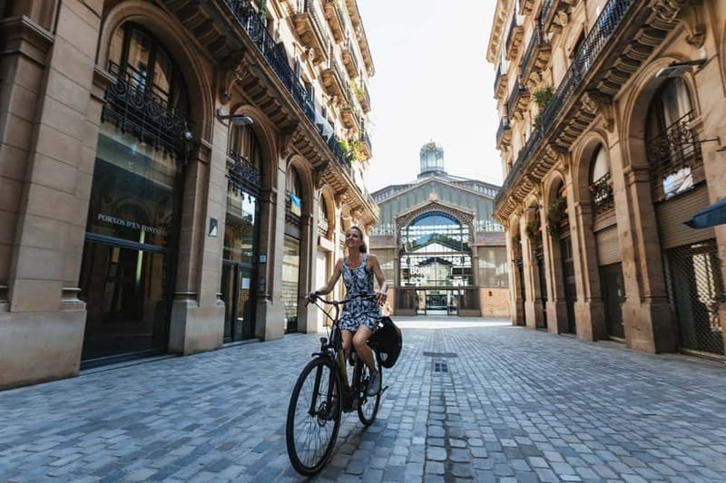 Barcelona: Sagrada Familia or City Tour by Bike or eBike - Price and value at $33: what you’re paying for and what you still need to budget