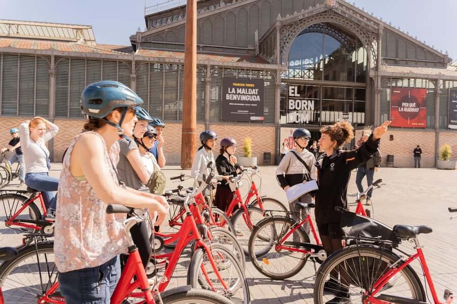 Barcelona: Sagrada Familia or City Tour by Bike or eBike - Getting oriented in 10 minutes, then cruising Barcelona on a bike or eBike
