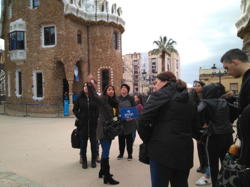 Barcelona: Sagrada Familia & Park Güell Guided Tour & Ticket - Key highlights to know before you go