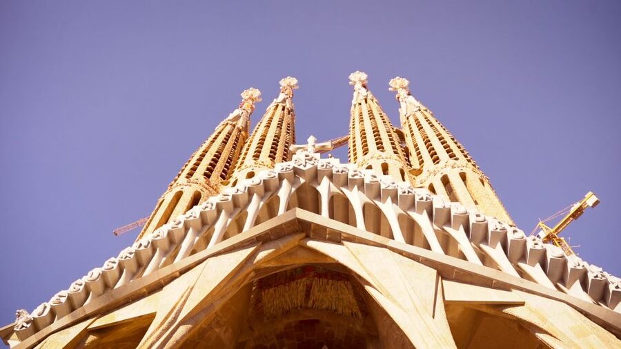 Barcelona: Sagrada Familia Skip-the-Line Guided Tour - Skip-the-Line Entry, Plus the Reality Check on Security