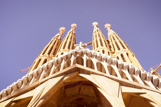 Barcelona: Sagrada Familia Skip-the-Line Guided Tour and Tickets - Inside Sagrada Familia: What Your Guide Will Help You See