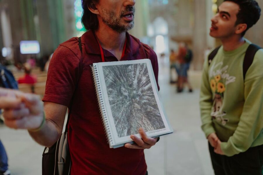 Barcelona: Sagrada Familia Small Group Guided Tour - Best Use of Your Free Time After the Tour