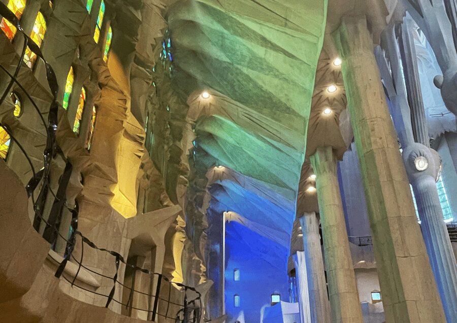 Barcelona: Sagrada Familia Tour Priority Access & Add-ons - The 2-Hour Sailing Option: Coast Views With Drinks and Snacks